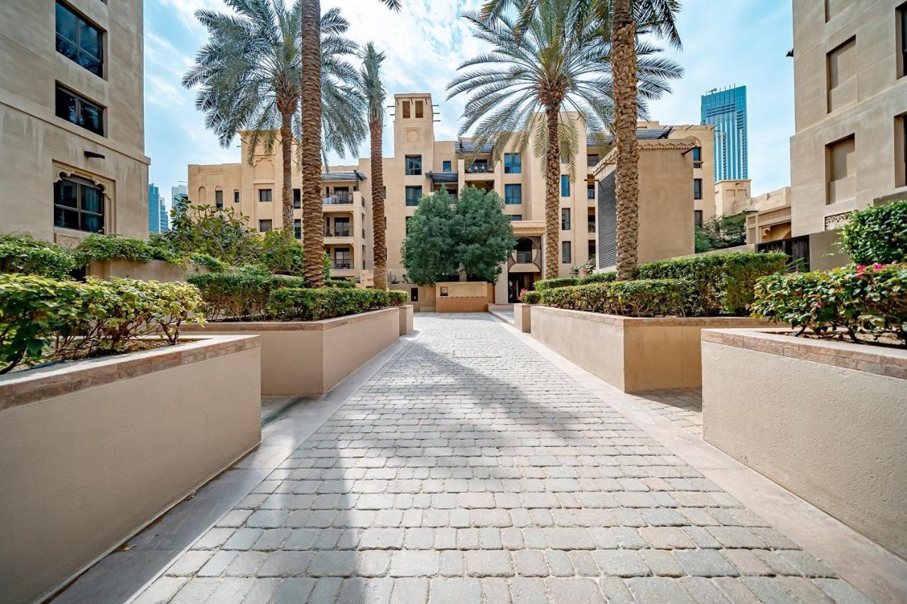Higuests - Spacious Apt With Private Balcony In Old Town Dubai Luaran gambar