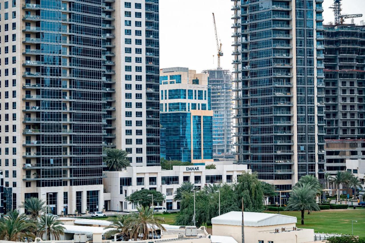 Higuests - Spacious Apt With Private Balcony In Old Town Dubai Luaran gambar